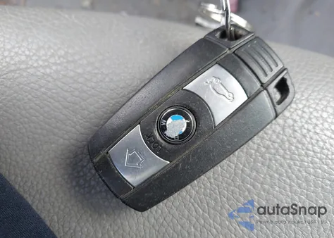 2007 BMW 328Xi from USA, damaged, VIN WBAVC73557KP31063